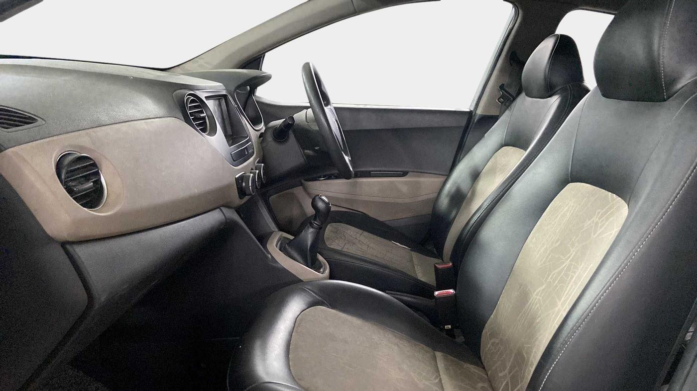 2016 Hyundai Grand i10 MAGNA 1.2 KAPPA VTVT, Petrol, Manual, 43,986 km, Right Side Front Door Cabin