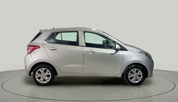 2016 Hyundai Grand i10 MAGNA 1.2 KAPPA VTVT, Petrol, Manual, 43,986 km, Right Side View