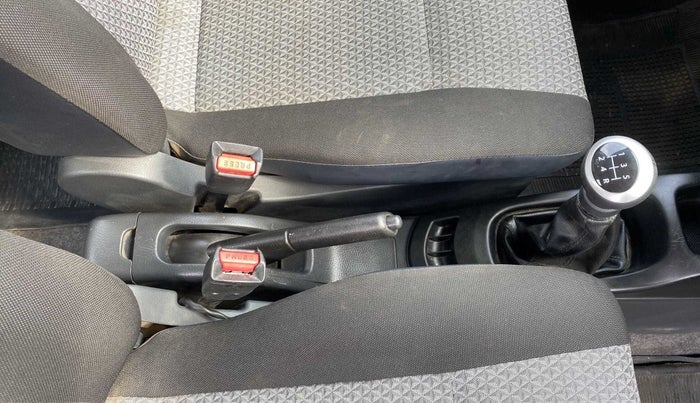2011 Maruti Wagon R 1.0 LXI, Petrol, Manual, 37,600 km, Gear Lever