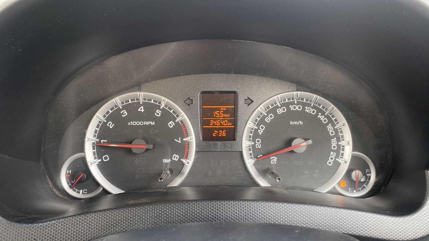2014 Maruti Swift VXI, Petrol, Manual, 34,640 km, Odometer Image