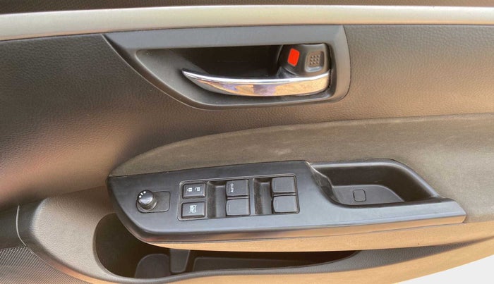 2014 Maruti Swift VXI, Petrol, Manual, 34,640 km, Driver Side Door Panels Control