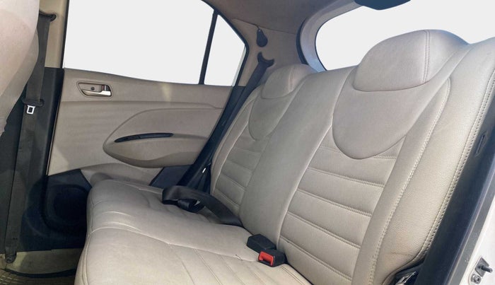 2019 Hyundai NEW SANTRO SPORTZ MT, Petrol, Manual, 70,231 km, Right Side Rear Door Cabin