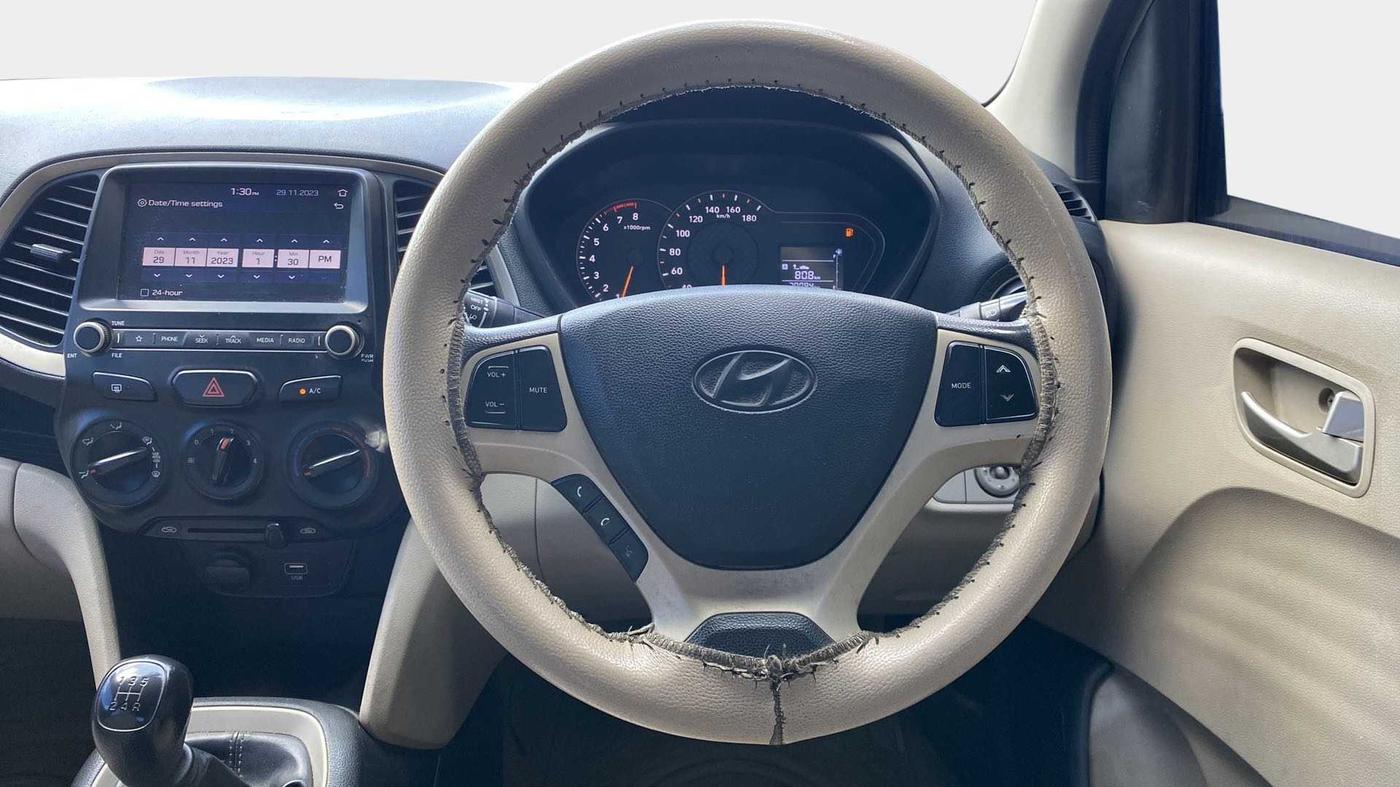 2019 Hyundai NEW SANTRO SPORTZ MT, Petrol, Manual, 70,231 km, Steering Wheel Close Up
