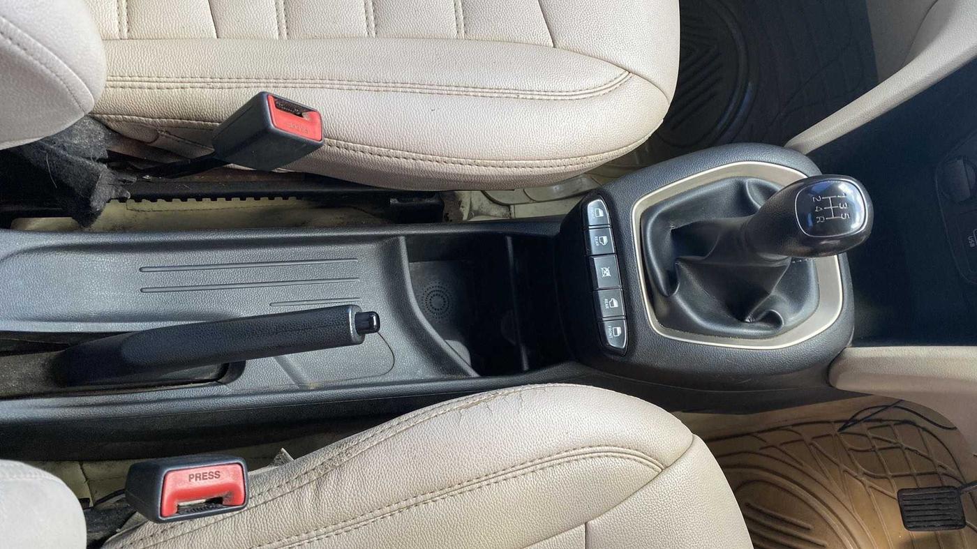 2019 Hyundai NEW SANTRO SPORTZ MT, Petrol, Manual, 70,231 km, Gear Lever