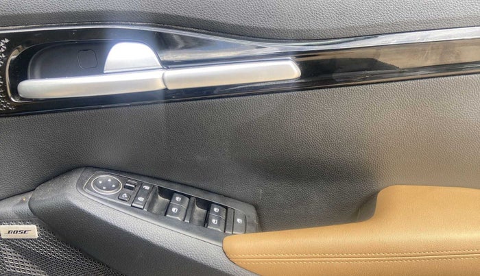 2022 KIA SELTOS HTX PLUS 1.5 DIESEL, Diesel, Manual, 12,574 km, Driver Side Door Panels Control