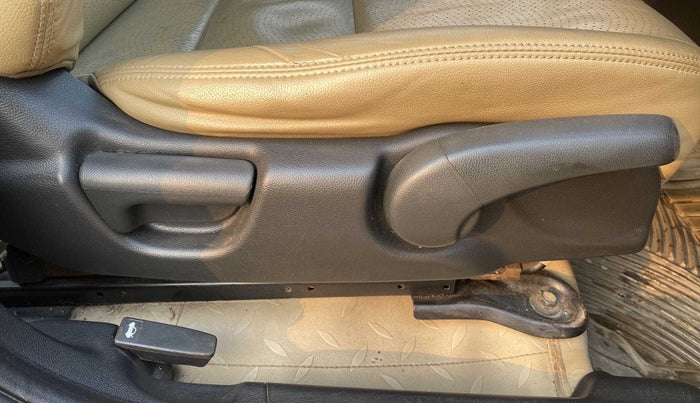 2015 Honda City 1.5L I-VTEC VX, Petrol, Manual, 90,140 km, Driver Side Adjustment Panel