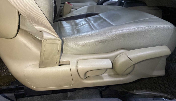 2010 Honda Civic 1.8L I-VTEC V MT, Petrol, Manual, 30,969 km, Driver Side Adjustment Panel