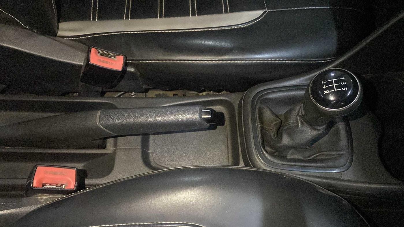 2019 Volkswagen Ameo TRENDLINE 1.0L, Petrol, Manual, 71,636 km, Gear Lever
