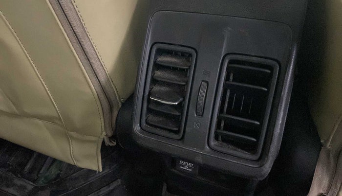2020 Honda City 1.5L I-VTE V CVT, Petrol, Automatic, 55,879 km, AC Unit - Rear vent has minor damage