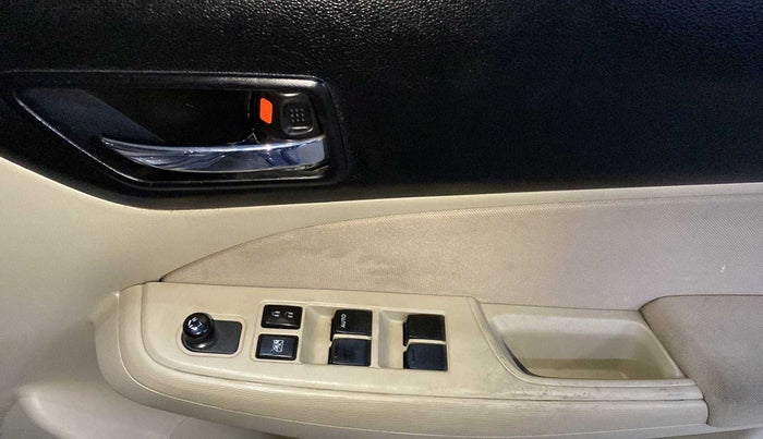 2019 Maruti Dzire VDI, Diesel, Manual, 94,382 km, Driver Side Door Panels Control