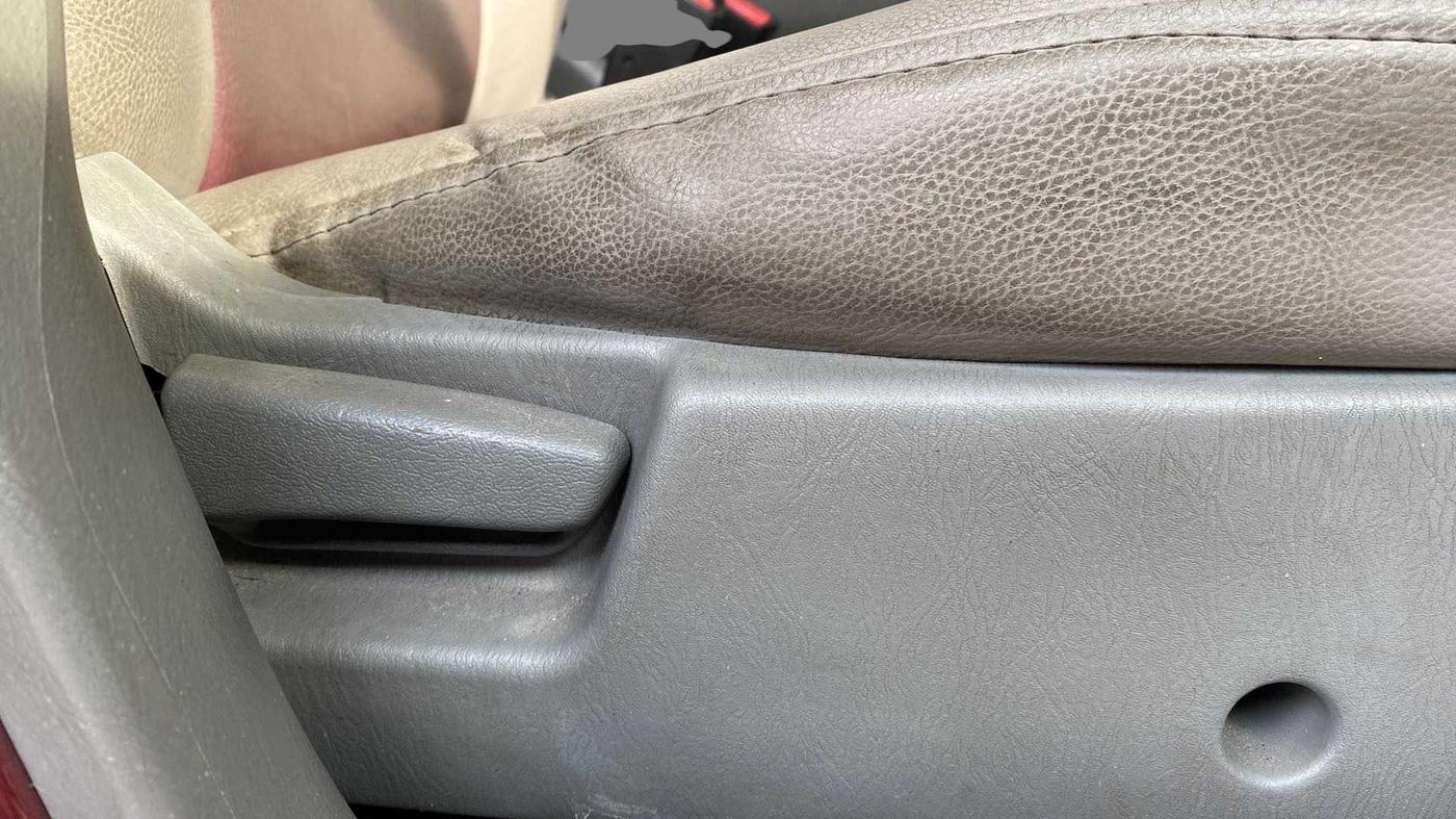 2011 Maruti Alto K10 LXI, Petrol, Manual, 99,799 km, Driver Side Adjustment Panel