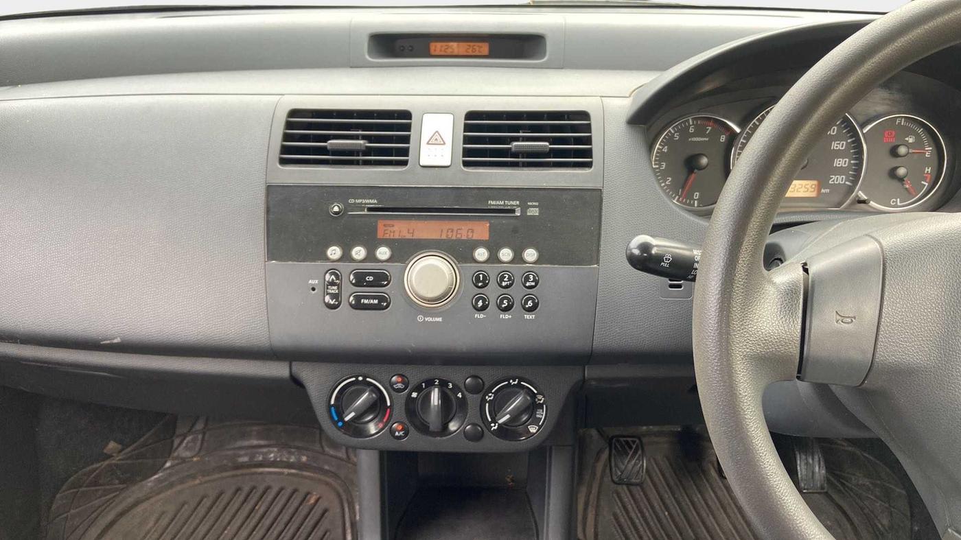2011 Maruti Swift Dzire VXI, Petrol, Manual, 73,221 km, Air Conditioner