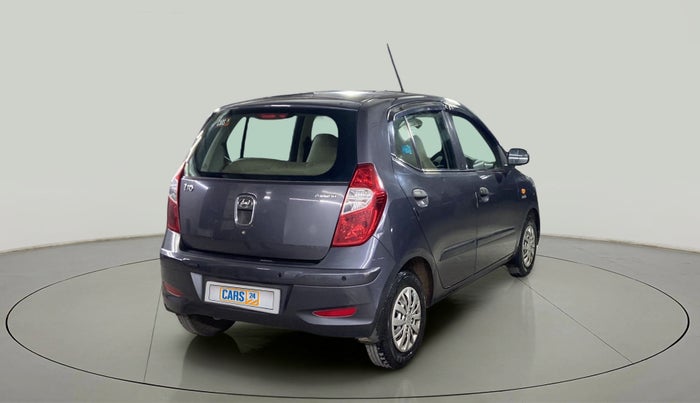 2016 Hyundai i10 MAGNA 1.1, Petrol, Manual, 17,586 km, Right Back Diagonal