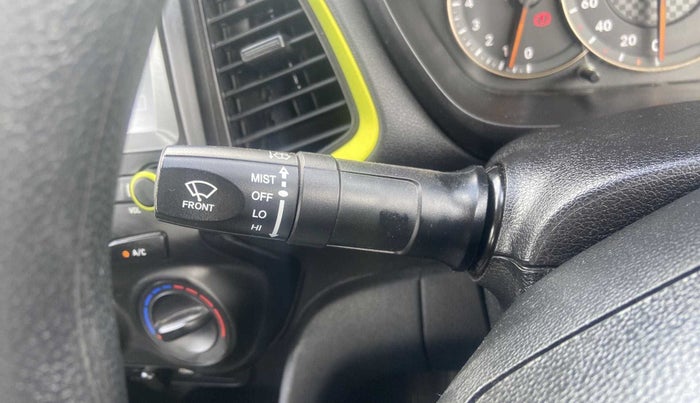 2019 Hyundai NEW SANTRO SPORTZ AMT, Petrol, Automatic, 15,078 km, Combination switch - Wiper speed adjustment non-functional