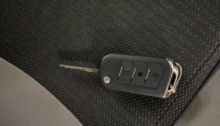 2021 Mahindra Scorpio S7, Diesel, Manual, 19,439 km, Key Close Up