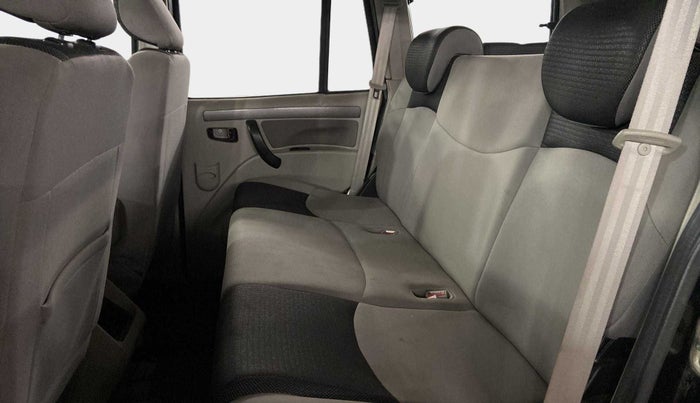 2021 Mahindra Scorpio S7, Diesel, Manual, 19,439 km, Right Side Rear Door Cabin