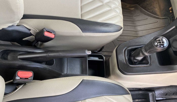 2019 Maruti New Wagon-R VXI (O) 1.0, Petrol, Manual, 30,938 km, Gear Lever
