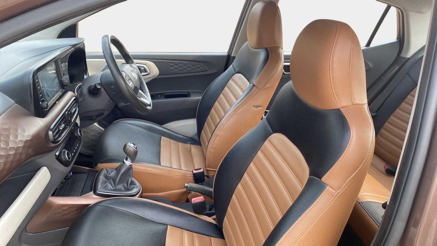 2020 Hyundai AURA SX 1.2 (O), Petrol, Manual, 14,839 km, Right Side Front Door Cabin
