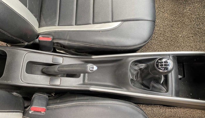 2018 Maruti Baleno DELTA PETROL 1.2, Petrol, Manual, 29,003 km, Gear Lever