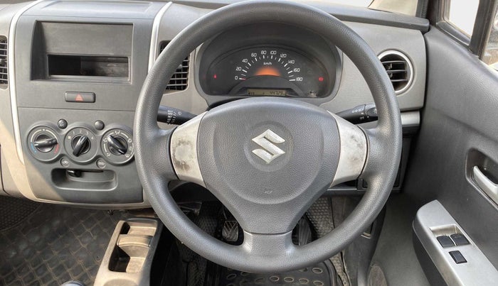 2012 Maruti Wagon R 1.0 LXI, Petrol, Manual, 44,708 km, Steering Wheel Close Up