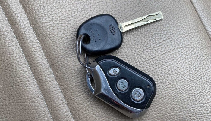 2011 Hyundai i20 MAGNA 1.2, Petrol, Manual, 49,600 km, Key Close Up