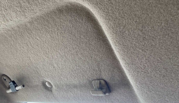 2011 Hyundai i20 MAGNA 1.2, Petrol, Manual, 49,600 km, Ceiling - Sun visor missing