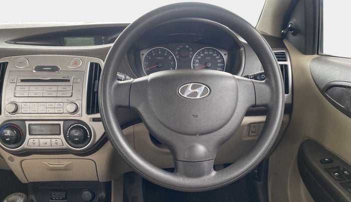 2011 Hyundai i20 MAGNA 1.2, Petrol, Manual, 49,600 km, Steering Wheel Close Up