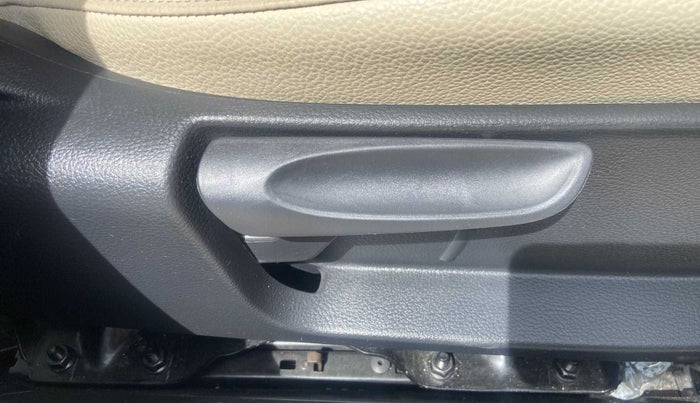 2021 Skoda Rapid STYLE AT TSI, Petrol, Automatic, 5,705 km, Driver Side Adjustment Panel
