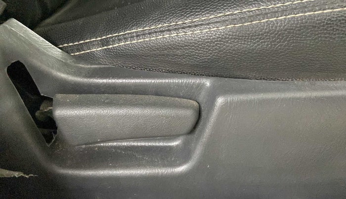 2018 Maruti Alto K10 VXI (O) AMT, Petrol, Automatic, 42,840 km, Driver Side Adjustment Panel