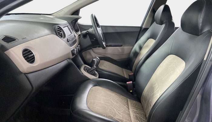 2019 Hyundai Grand i10 MAGNA AT 1.2 KAPPA VTVT, Petrol, Automatic, 20,580 km, Right Side Front Door Cabin