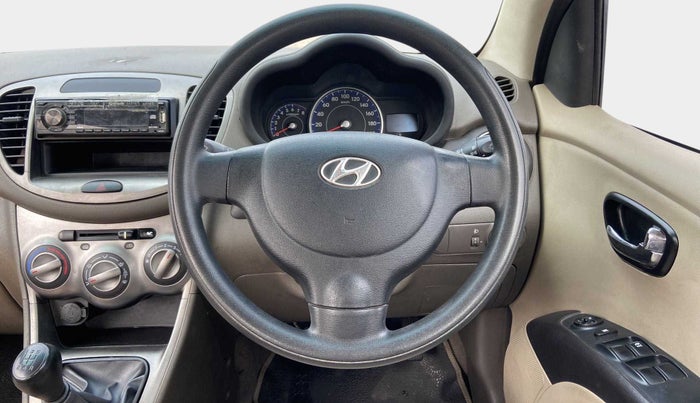 2012 Hyundai i10 MAGNA 1.2, Petrol, Manual, 70,221 km, Steering Wheel Close Up