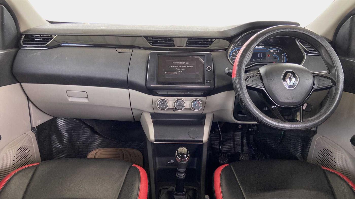2021 Renault TRIBER RXT, Petrol, Manual, 52,903 km, Dashboard