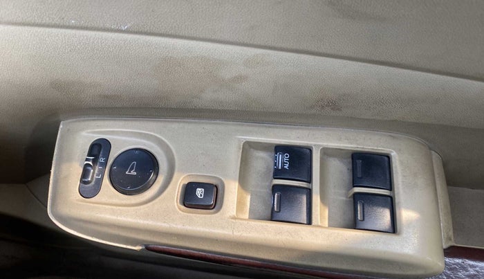 2011 Honda City 1.5L I-VTEC S MT, Petrol, Manual, 88,773 km, Right front window switch / handle - Master window function not working