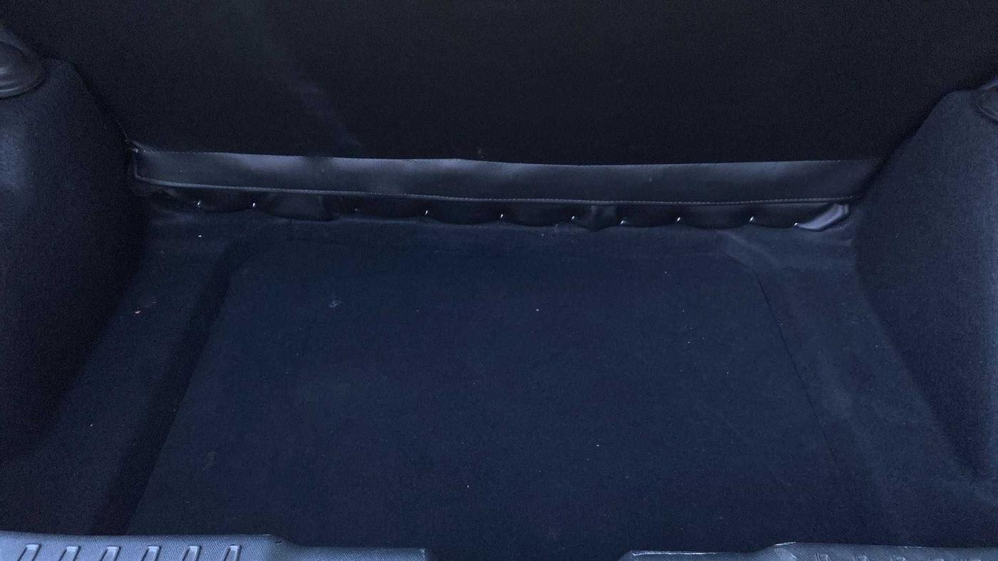 2020 Tata ALTROZ XT PETROL, Petrol, Manual, 35,477 km, Boot Inside