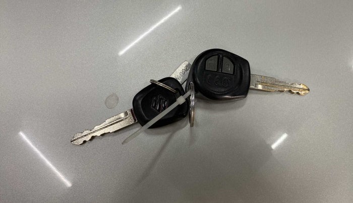 2016 Maruti Celerio ZXI, Petrol, Manual, 43,735 km, Key Close Up
