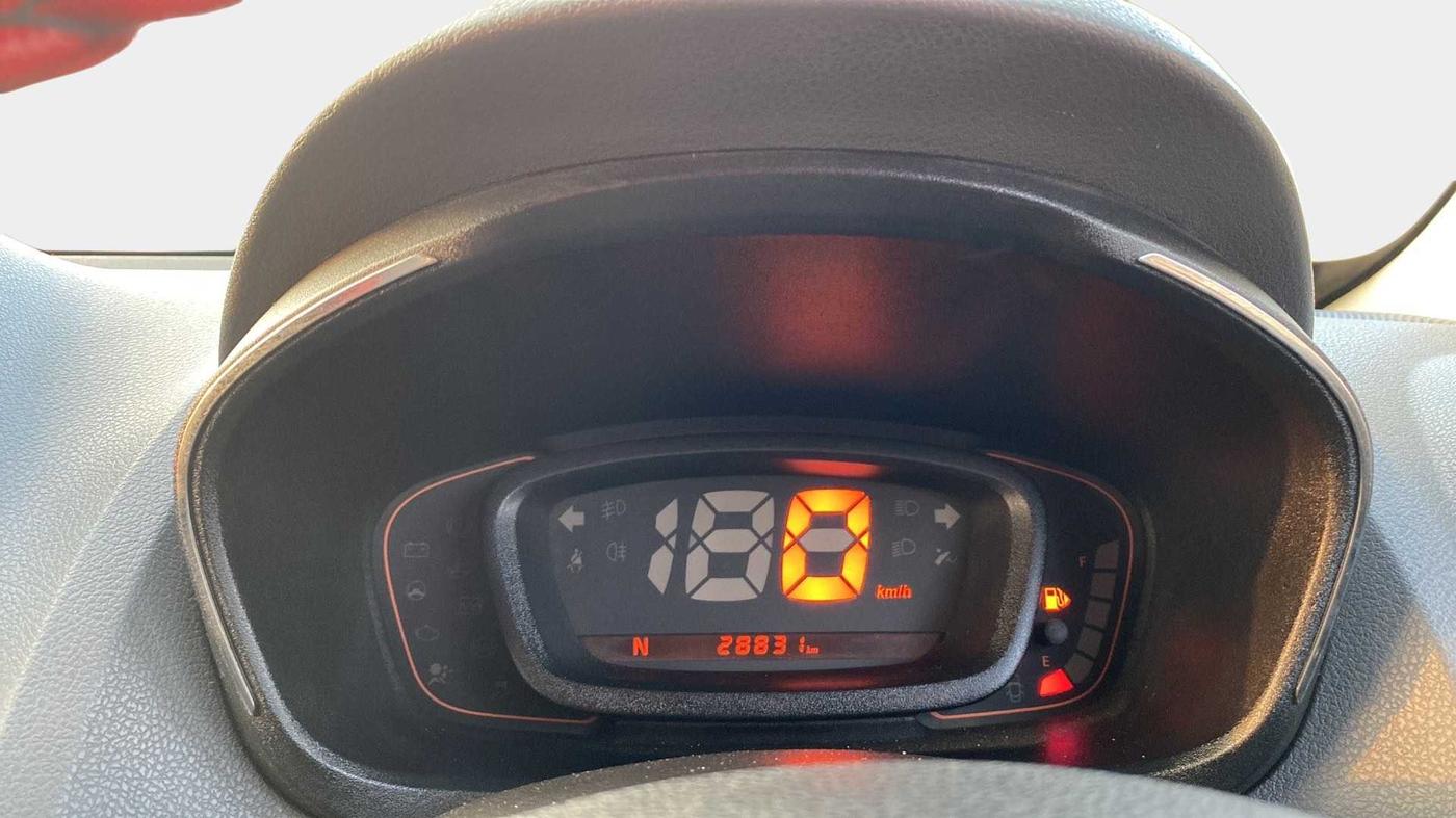2019 Renault Kwid RXT 1.0 AMT, Petrol, Automatic, 28,827 km, Odometer Image