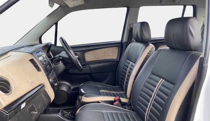 2017 Maruti Wagon R 1.0 VXI, CNG, Manual, 60,393 km, Right Side Front Door Cabin