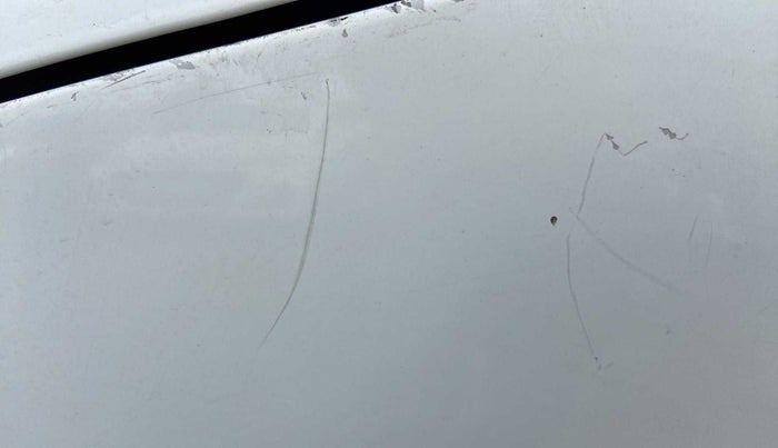 2017 Maruti Wagon R 1.0 VXI, CNG, Manual, 60,393 km, Left fender - Slightly dented
