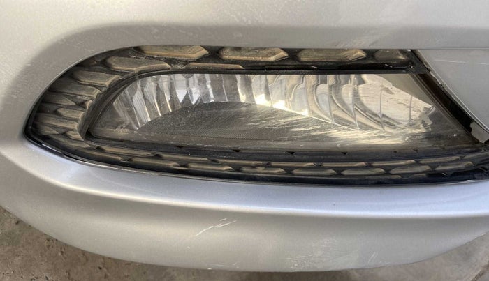 2014 Hyundai Elite i20 SPORTZ 1.4 CRDI, Diesel, Manual, 97,932 km, Right fog light - Not working
