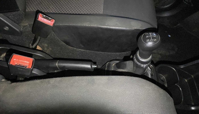 2019 Maruti S PRESSO VXI, Petrol, Manual, 17,026 km, Gear Lever