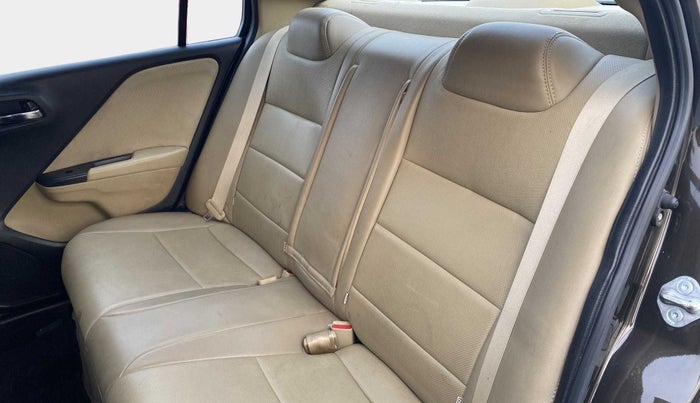 2022 Honda City 1.5L I-VTEC V MT 4TH GEN, Petrol, Manual, 9,709 km, Right Side Rear Door Cabin