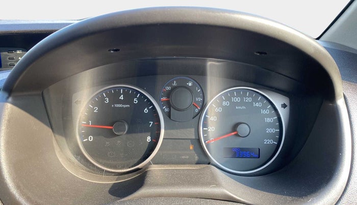 2013 Hyundai i20 MAGNA (O) 1.2, Petrol, Manual, 33,942 km, Odometer Image