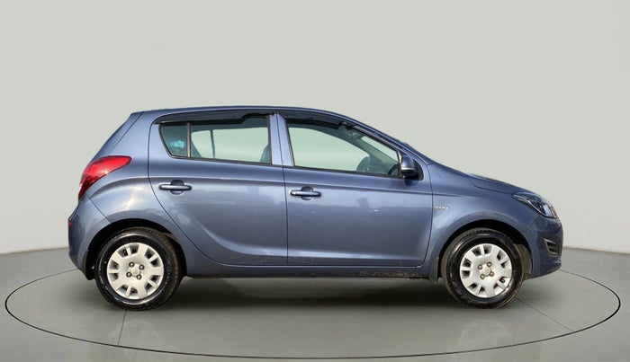 2013 Hyundai i20 MAGNA (O) 1.2, Petrol, Manual, 33,942 km, Right Side View