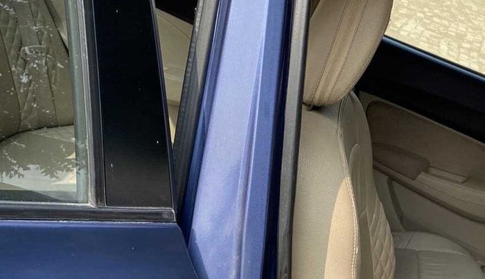 2018 Maruti Dzire VXI, Petrol, Manual, 17,439 km, Right B pillar - Slightly dented