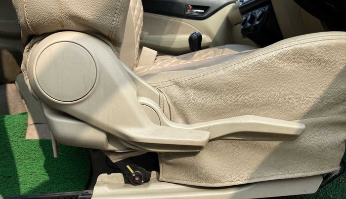 2018 Maruti Dzire VXI, Petrol, Manual, 17,439 km, Driver Side Adjustment Panel