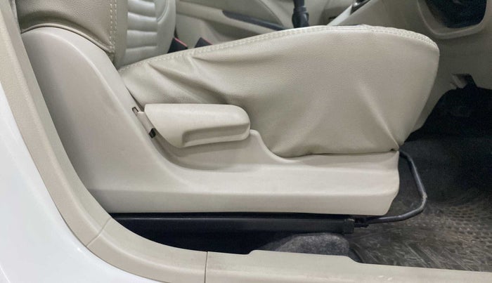 2019 Maruti Celerio ZXI, Petrol, Manual, 33,121 km, Driver Side Adjustment Panel