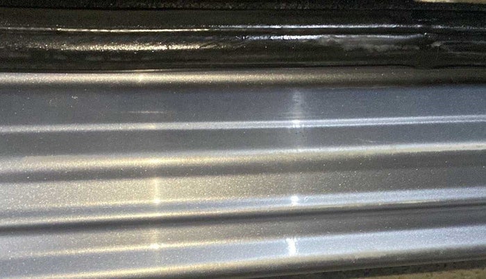 2017 Toyota Etios VX PLATINUM, Petrol, Manual, 97,301 km, Right running board - Minor scratches