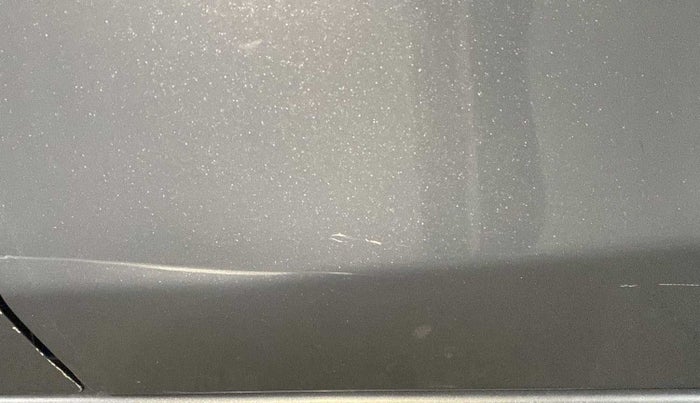 2017 Toyota Etios VX PLATINUM, Petrol, Manual, 97,301 km, Rear left door - Slightly dented