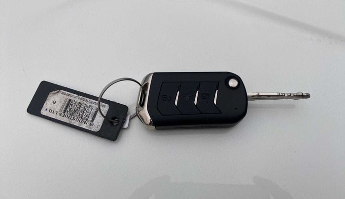 2022 Mahindra BOLERO NEO N 10, Diesel, Manual, 6,695 km, Key Close Up