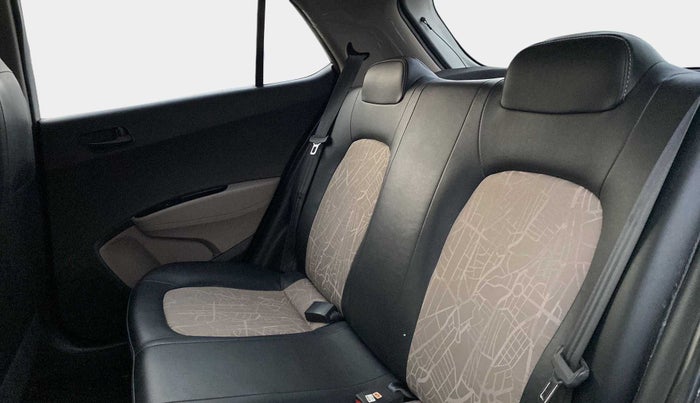 2018 Hyundai Grand i10 MAGNA 1.2 KAPPA VTVT, Petrol, Manual, 15,074 km, Right Side Rear Door Cabin